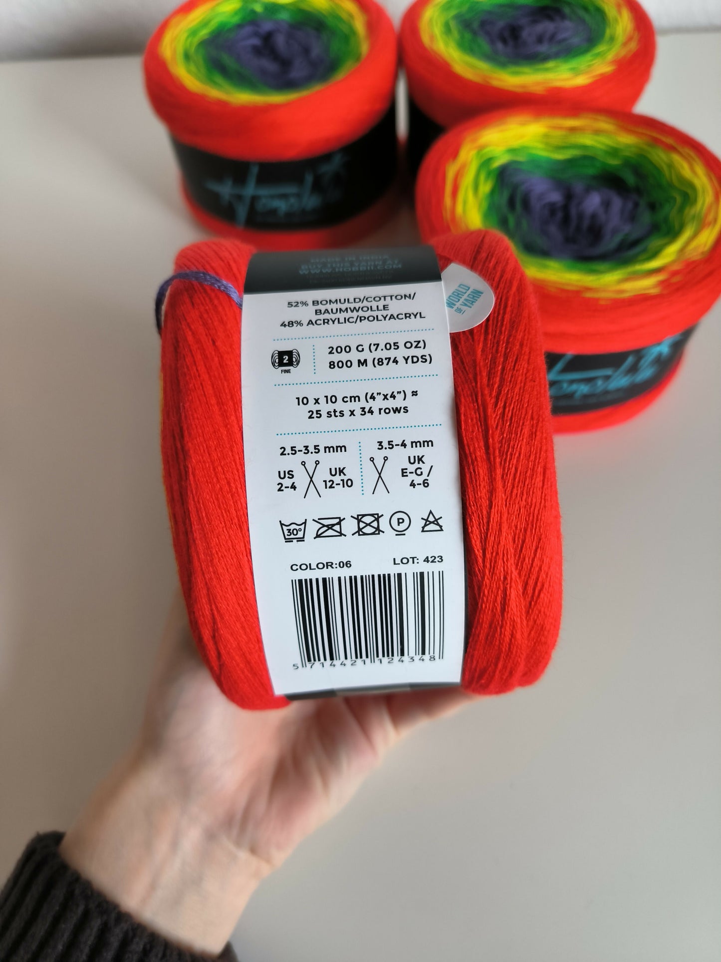 4 x Honolulu Farbverlaufsgarn - Verkäuferin Lara