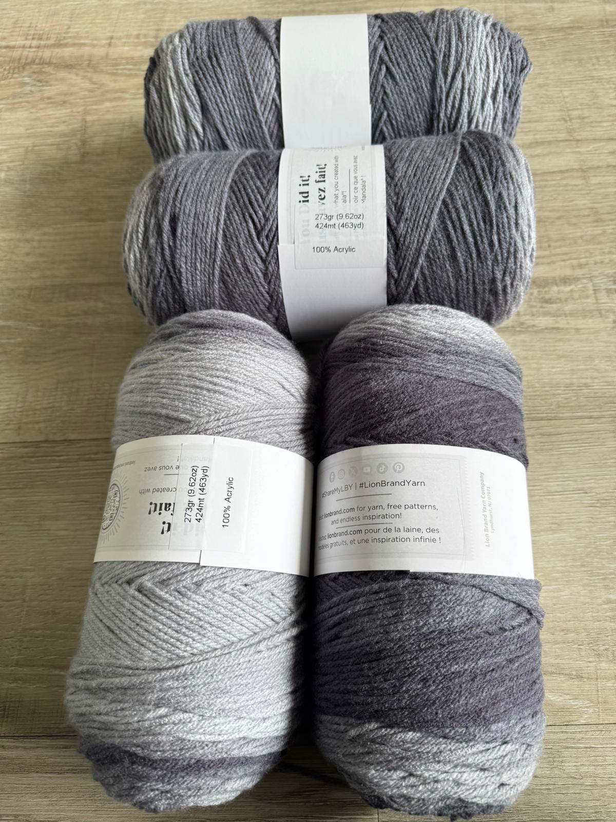 4x Lion Brand Yarn - Verkäuferin Jasmin
