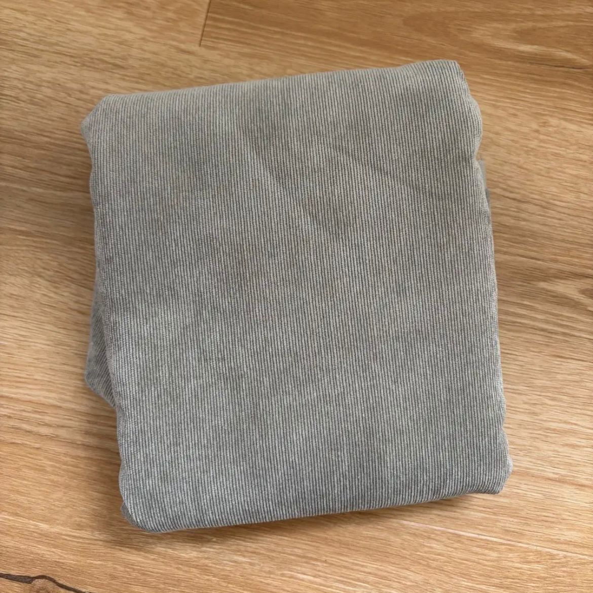 Webware Cord - Verkäuferin Lara