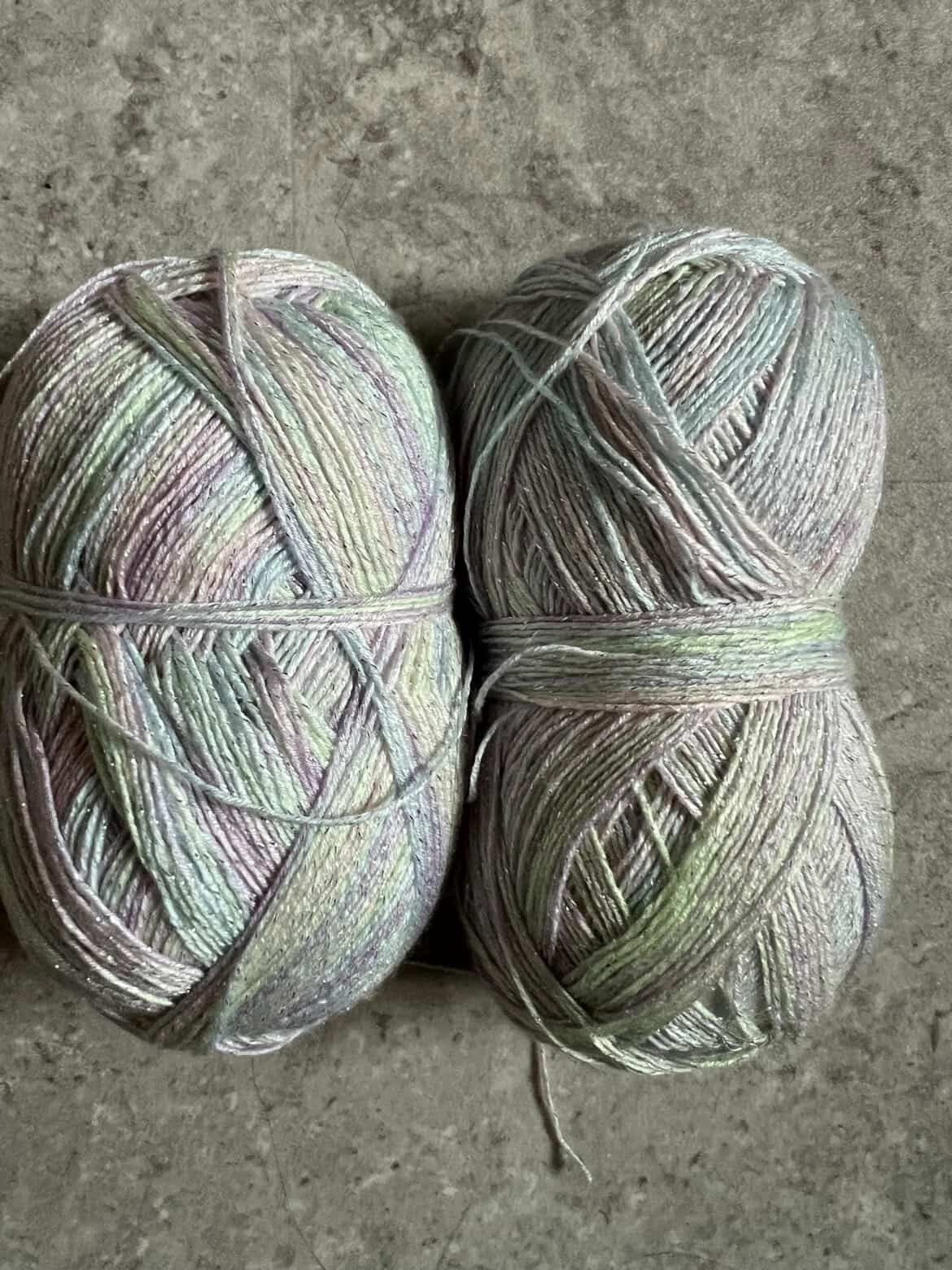 2x Glitzer Garn- Verkäuferin Melina