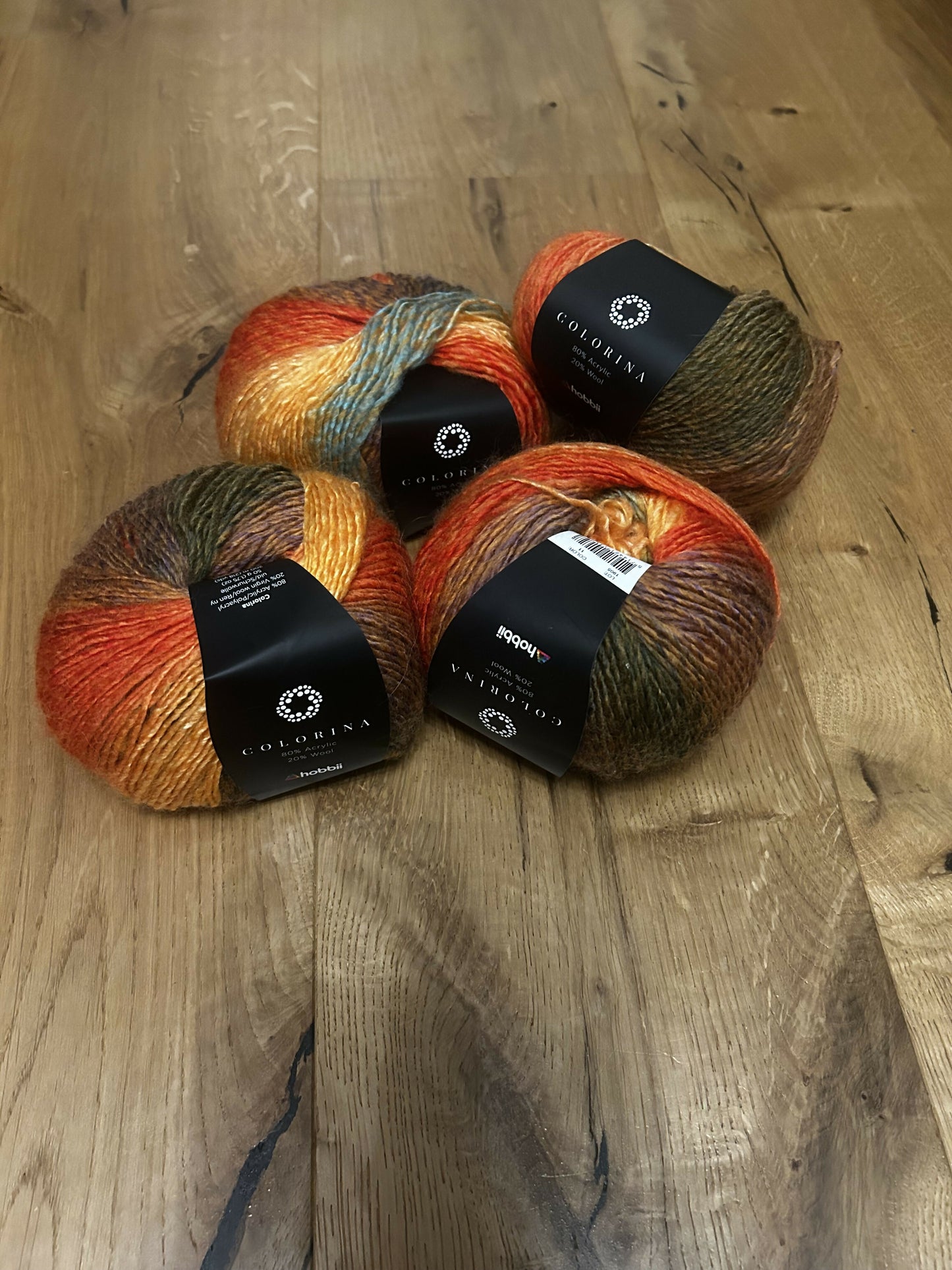 Colorina Wolle von Hobbii