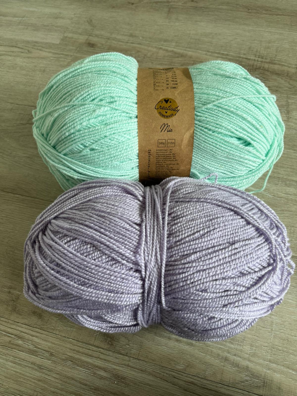 2x KIK Big Ball - Verkäuferin Jasmin