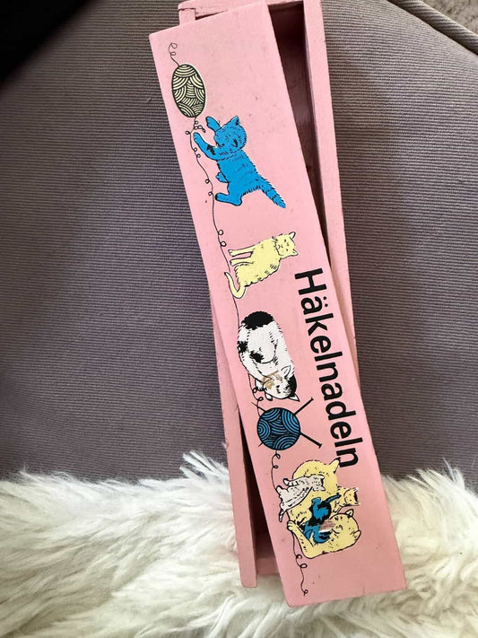 Häkelnadeln - Verkäuferin Lucy