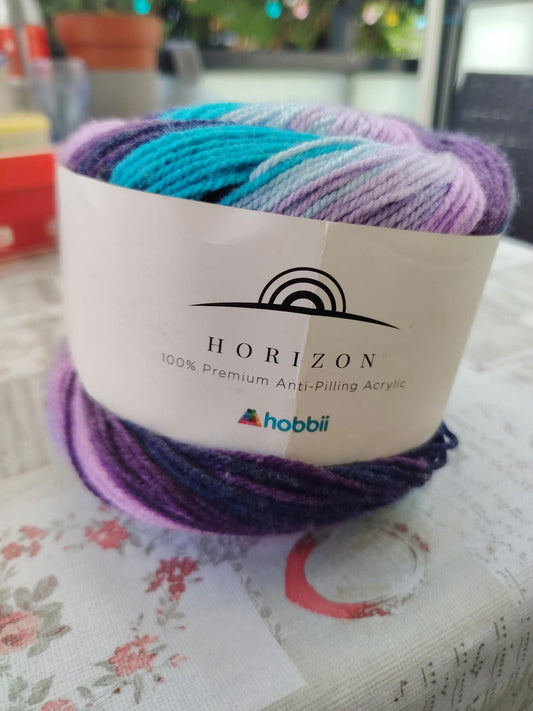 1x Hobbii Horizon - Verkäuferin Simone