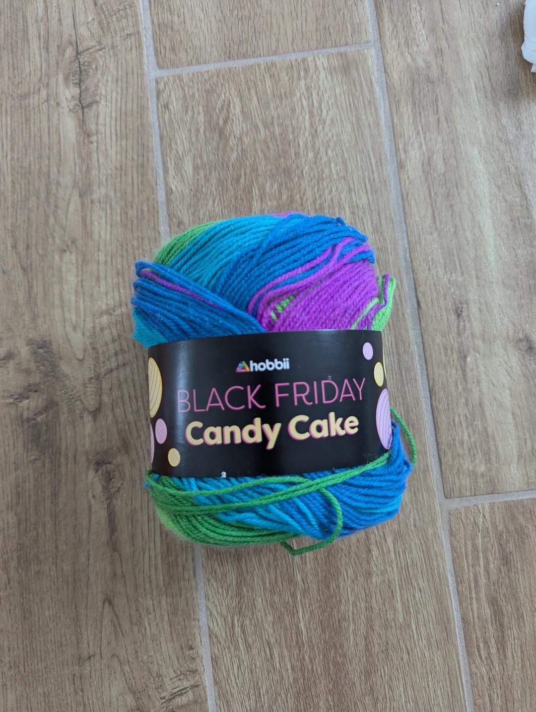 1x Hobbii Candy Cake - Verkäuferin Laura