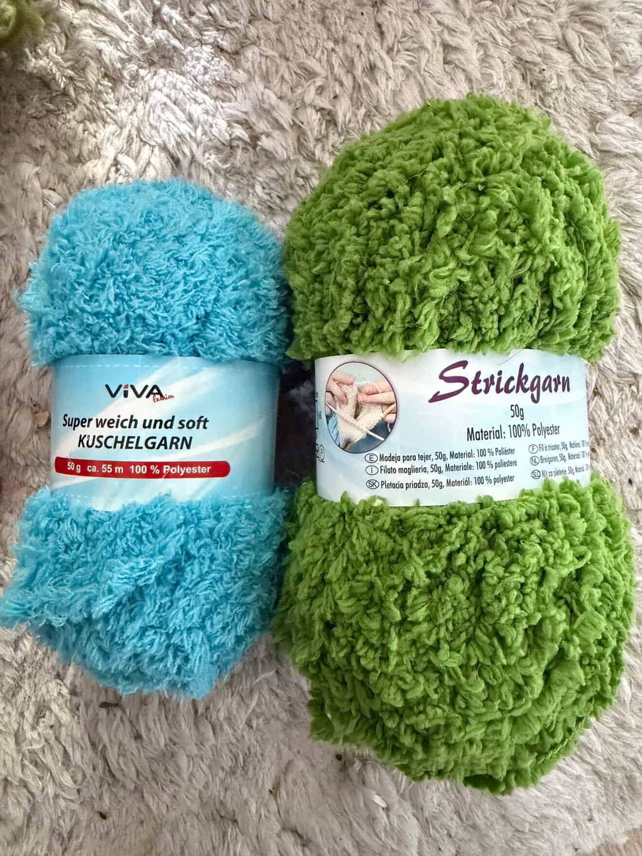 2x Strickgarn - Verkäuferin Lucy